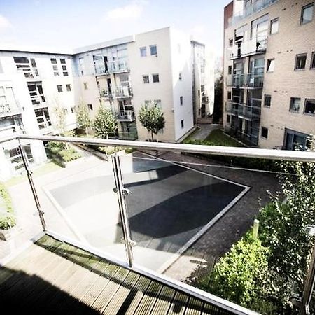 อเล็กซานเดอร์ อพาร์ตเมนต์ ไลม์สแควร์ Apartment นิวคาสเซิล อะพอน ไทน์ ห้อง รูปภาพ